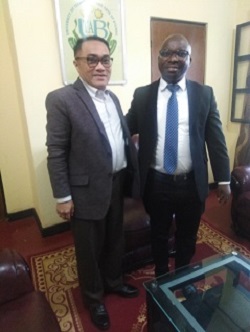 Prof. Vince Sinining with Father Dr. Gilbert of UTAB